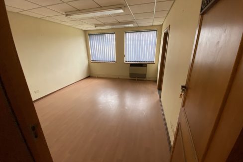 20200921_083744308_iOS