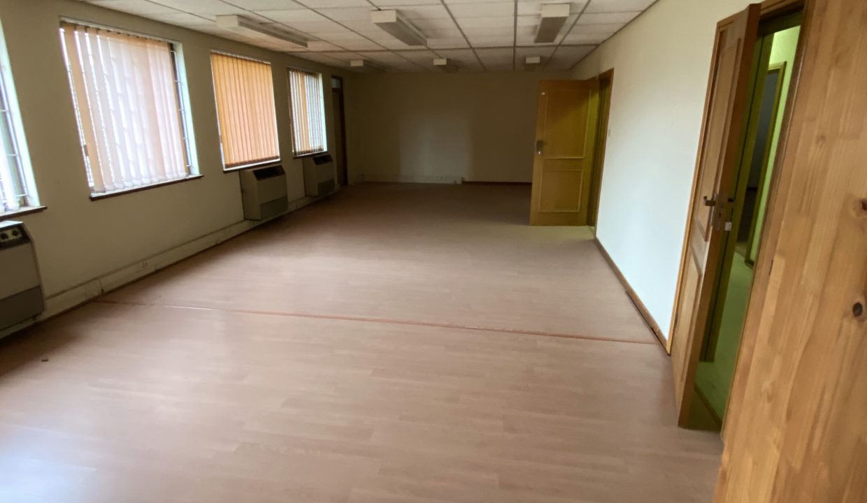 20200921_083806557_iOS