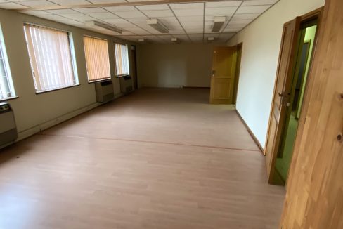 20200921_083806557_iOS