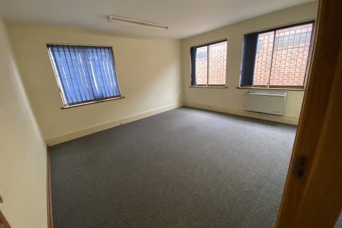 20200921_083912361_iOS