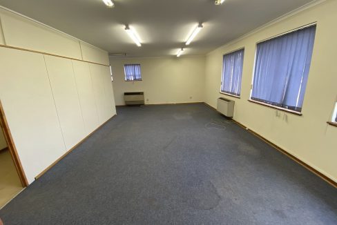 20200921_084440143_iOS